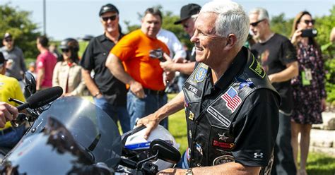 DeSantis signs Bible, Pence hops on motorcycle at ‘Roast and Ride’ event in Iowa